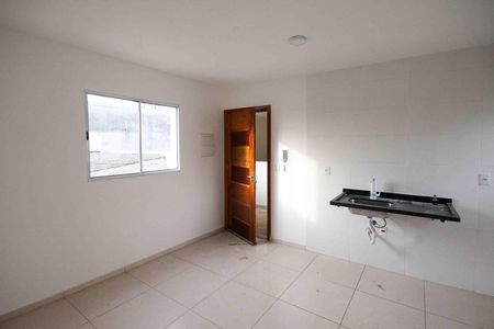 Sala e Cozinha de apartamento para alugar com 2 quartos, 36m² em Chácara Califórnia, São Paulo