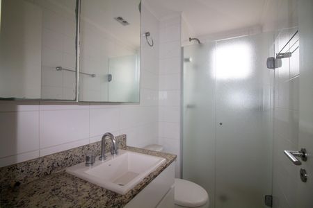 Apartamento para alugar com 65m², 2 quartos e 1 vagaBanheiro da Suíte