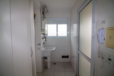 Apartamento para alugar com 65m², 2 quartos e 1 vagaÁrea de Serviço