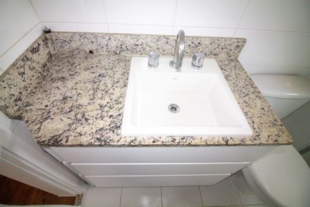 Apartamento para alugar com 65m², 2 quartos e 1 vagaBanheiro da Suíte