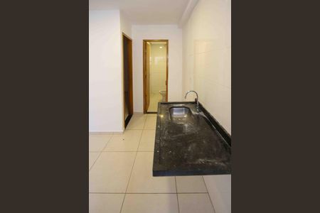 Apartamento para alugar com 34m², 2 quartos e sem vaga