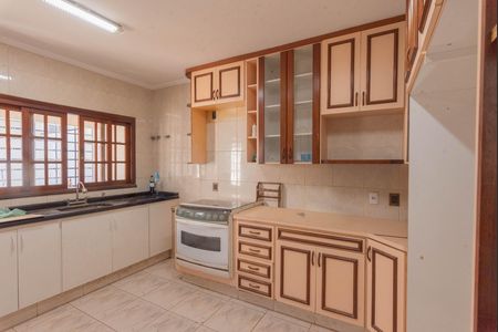 Casa para alugar com 200m², 3 quartos e 4 vagas Casa para alugar com 200m², 3 quartos e 4 vagasCozinha