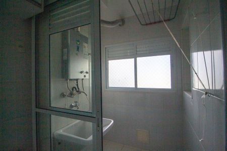Apartamento para alugar com 68m², 2 quartos e 1 vagaÁrea de Serviço