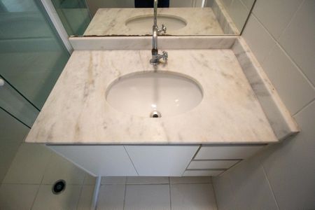 Apartamento para alugar com 68m², 2 quartos e 1 vagaBanheiro