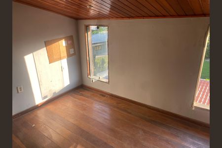 Casa de Condomínio para alugar com 6 quartos, 220m² em Vargem Pequena, Rio de Janeiro