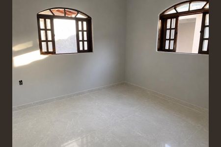 Casa de condomínio para alugar com 220m², 6 quartos e 3 vagas