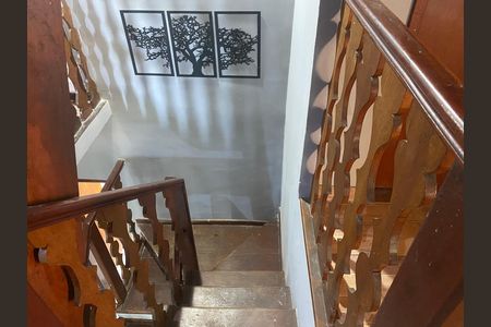 Casa de condomínio para alugar com 220m², 6 quartos e 3 vagas