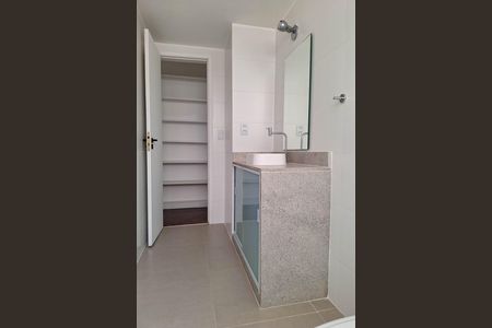 Apartamento para alugar com 126m², 3 quartos e 1 vagaBanheiro