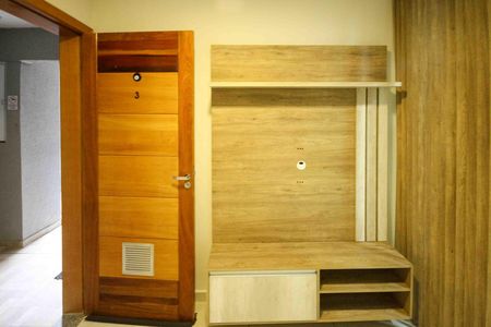 Sala de apartamento para alugar com 2 quartos, 35m² em Vila Regente Feijó, São Paulo