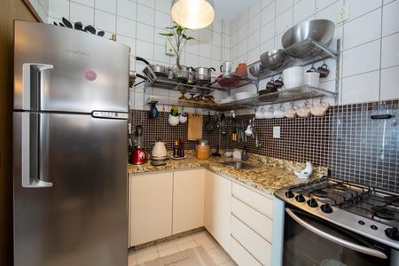 Apartamento à venda com 55m², 2 quartos e 1 vaga Apartamento à venda com 55m², 2 quartos e 1 vagaCOZINHA