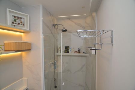 Apartamento à venda com 80m², 2 quartos e 1 vagaBanheiro Social