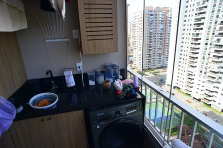 Apartamento à venda com 80m², 2 quartos e 1 vagaÁrea de Serviço