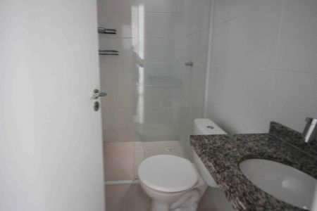 Casa de condomínio para alugar com 40m², 2 quartos e 1 vaga Casa de condomínio para alugar com 40m², 2 quartos e 1 vagaBanheiro
