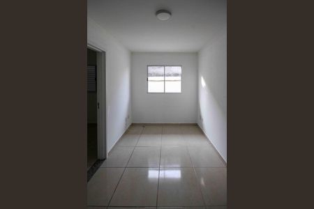 Casa de condomínio para alugar com 40m², 2 quartos e 1 vaga Casa de condomínio para alugar com 40m², 2 quartos e 1 vagaSala