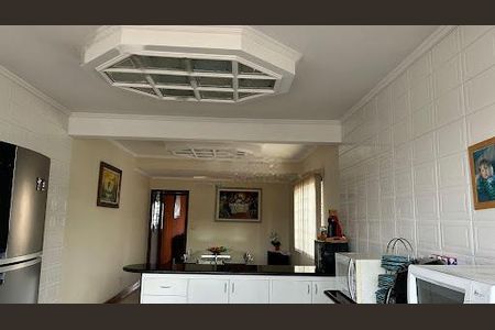 Casa à venda com 207m², 3 quartos e 6 vagas
