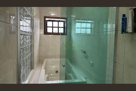 Casa à venda com 3 quartos, 207m² em Vila Yolanda, Osasco