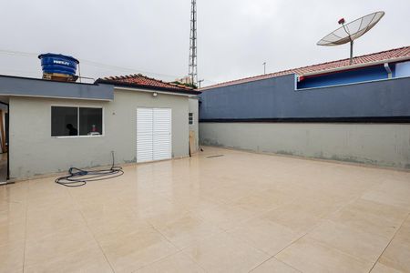 Casa para alugar com 200m², 3 quartos e 3 vagas Casa para alugar com 200m², 3 quartos e 3 vagasQuintal e Edicula