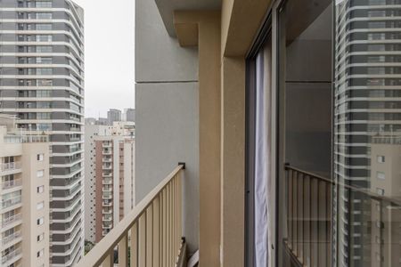 Sacada de kitnet/studio à venda com 1 quarto, 24m² em Vila Nova Conceição, São Paulo