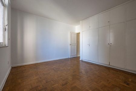 Apartamento para alugar com 156m², 3 quartos e 2 vagasQuarto 2