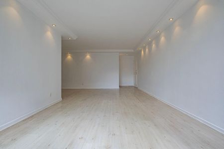 Sala de apartamento para alugar com 3 quartos, 156m² em Jardim Paulista, São Paulo