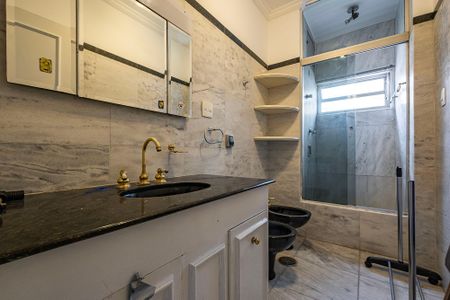 Apartamento para alugar com 156m², 3 quartos e 2 vagasBanheiro