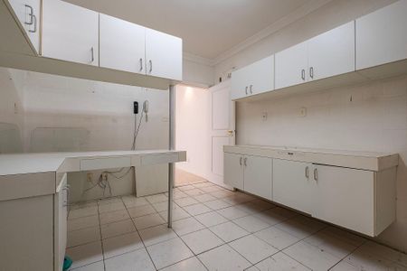 Apartamento para alugar com 156m², 3 quartos e 2 vagasCozinha