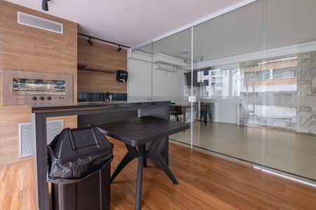 Apartamento para alugar com 156m², 3 quartos e 2 vagasChurrasqueira