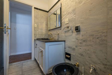 Apartamento para alugar com 156m², 3 quartos e 2 vagasBanheiro
