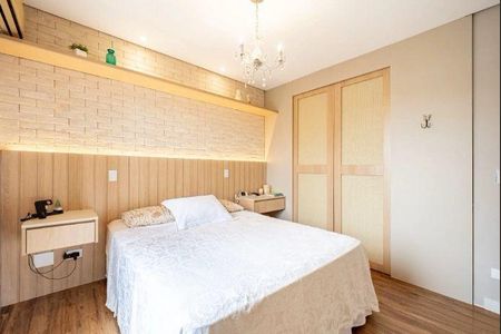 Casa à venda com 160m², 3 quartos e 2 vagas