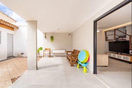 Casa à venda com 160m², 3 quartos e 2 vagas