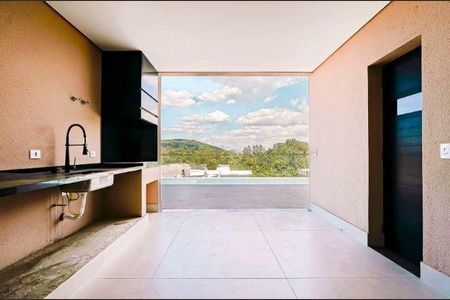 Casa à venda com 501m², 4 quartos e 6 vagas