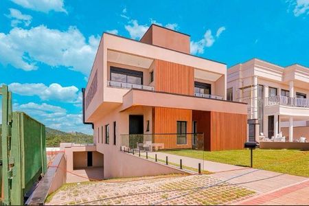 Casa à venda com 501m², 4 quartos e 6 vagas