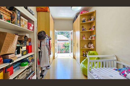 Casa à venda com 423m², 4 quartos e 3 vagas