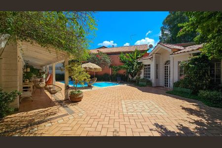 Casa à venda com 423m², 4 quartos e 3 vagas