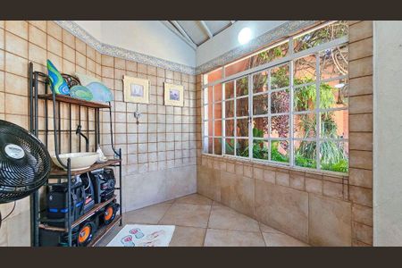 Casa à venda com 423m², 4 quartos e 3 vagas