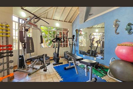 Casa à venda com 423m², 4 quartos e 3 vagas