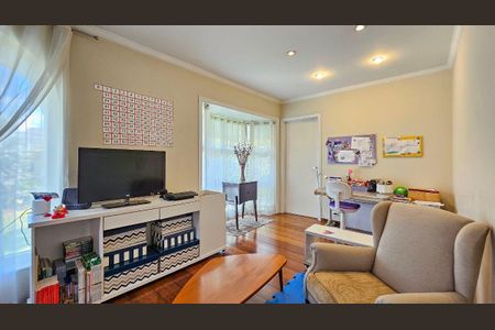 Casa à venda com 423m², 4 quartos e 3 vagas