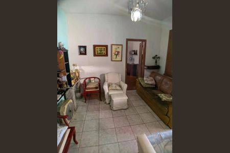 Casa à venda com 3 quartos, 250m² em Glória, Belo Horizonte