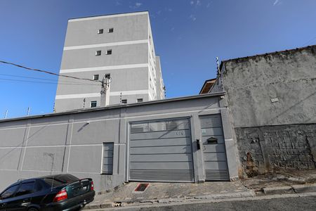 Apartamento para alugar com 52m², 2 quartos e 1 vaga Apartamento para alugar com 52m², 2 quartos e 1 vagaFachada