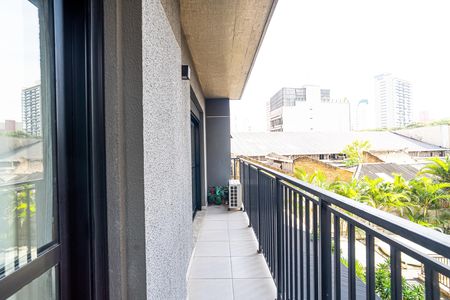Studio para alugar com 30m², 1 quarto e sem vaga Studio para alugar com 30m², 1 quarto e sem vagaSacada