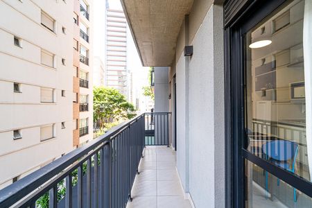 Studio para alugar com 30m², 1 quarto e sem vaga Studio para alugar com 30m², 1 quarto e sem vagaSacada