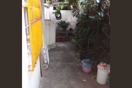 Apartamento à venda com 37m², 1 quarto e sem vaga