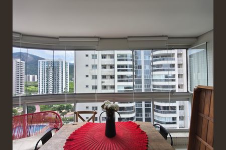 Apartamento para alugar com 85m², 2 quartos e 1 vaga