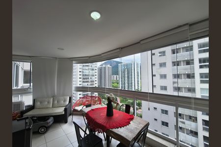Apartamento para alugar com 85m², 2 quartos e 1 vaga