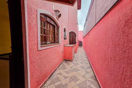 Casa à venda com 158m², 2 quartos e 2 vagas