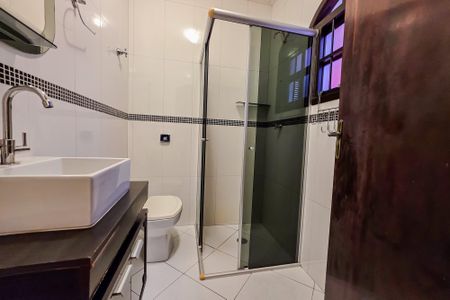 Casa à venda com 158m², 2 quartos e 2 vagas