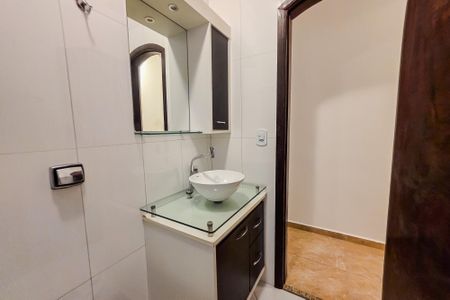 Casa à venda com 158m², 2 quartos e 2 vagas