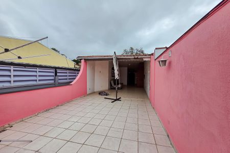 Casa à venda com 158m², 2 quartos e 2 vagas