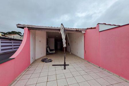 Casa à venda com 158m², 2 quartos e 2 vagas
