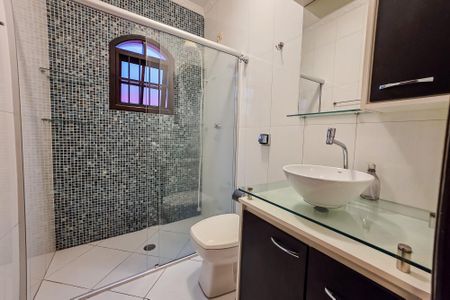 Casa à venda com 158m², 2 quartos e 2 vagas